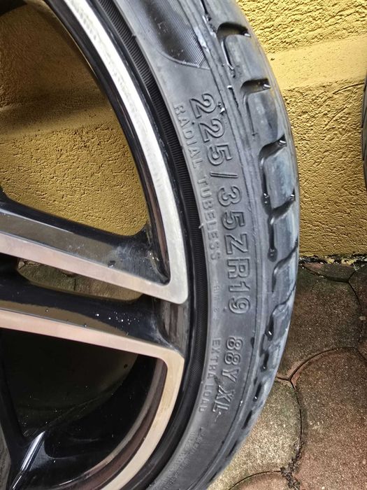 Cauciucuri cu Jante AMG