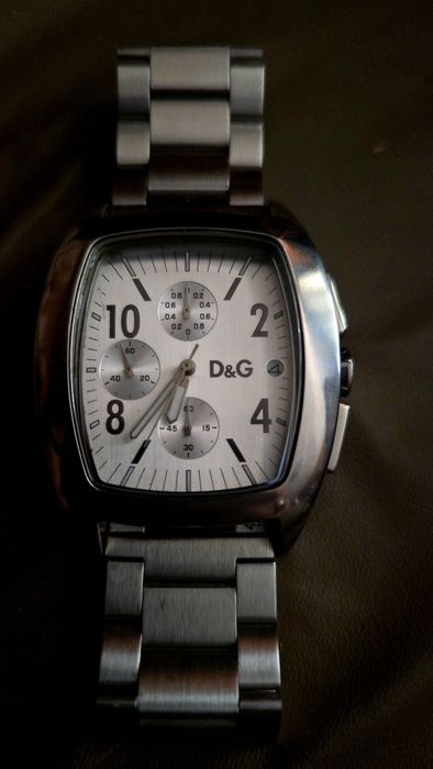 Dolce & Gabbana Time като нов без забележки