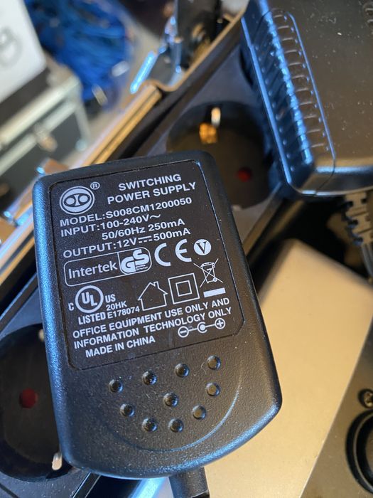 Akg ht45 cu sr45 microfon fara fir shure