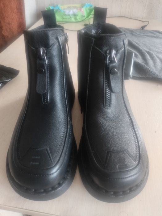 Продам женские полусапожки