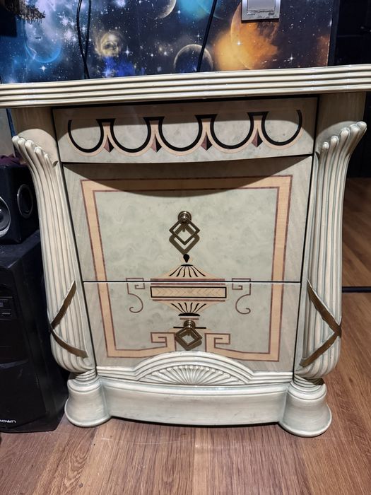 Продам  спальный гарнитур