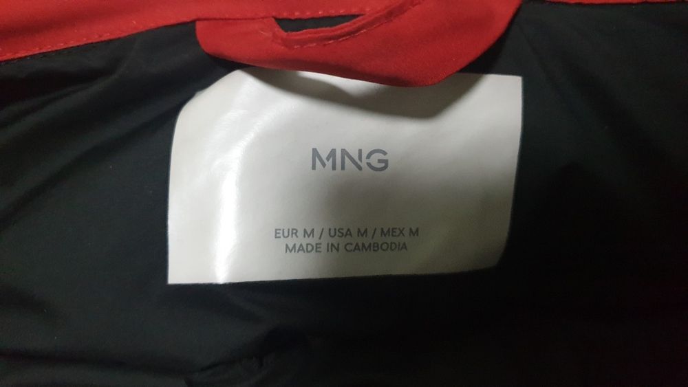 Продам пуховик женский