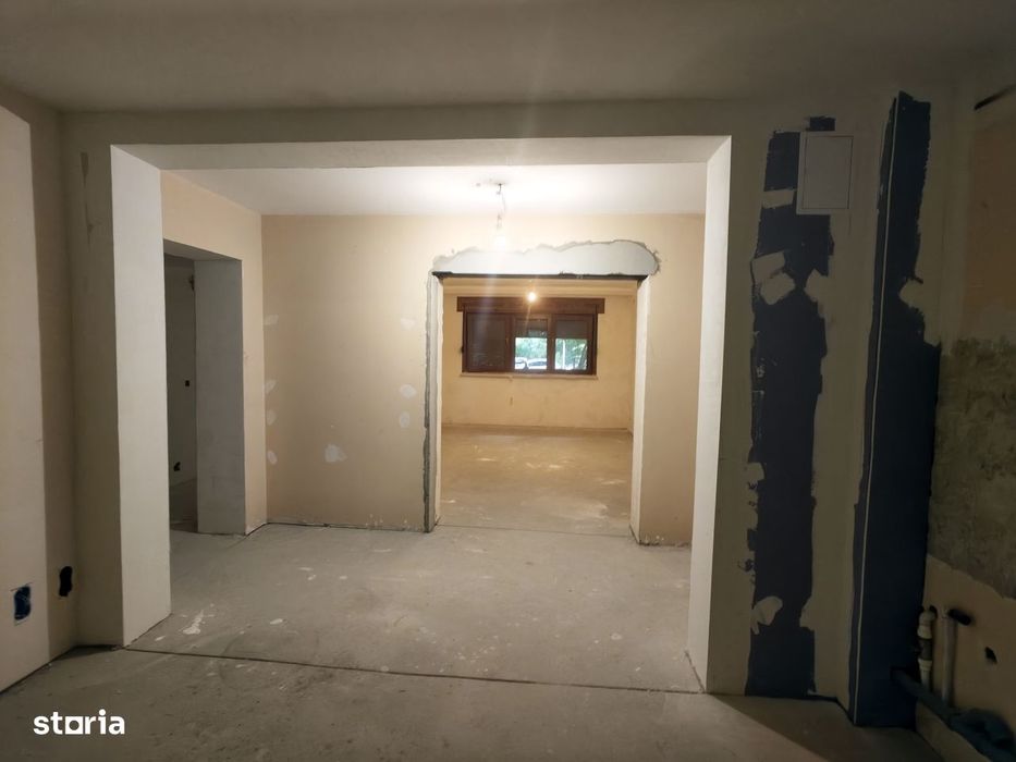 Ag Avantaj imobiliare Ap 3 cam, zona scoala 24, la o uri Brazda — fotografia 1
