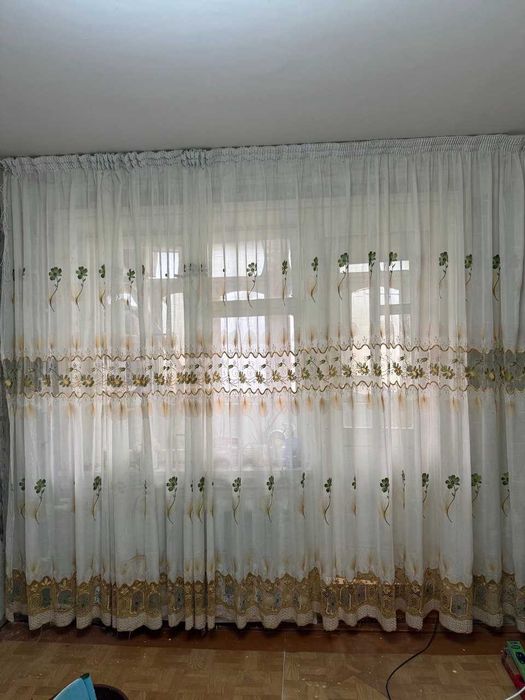 Parda karniz sotiladi