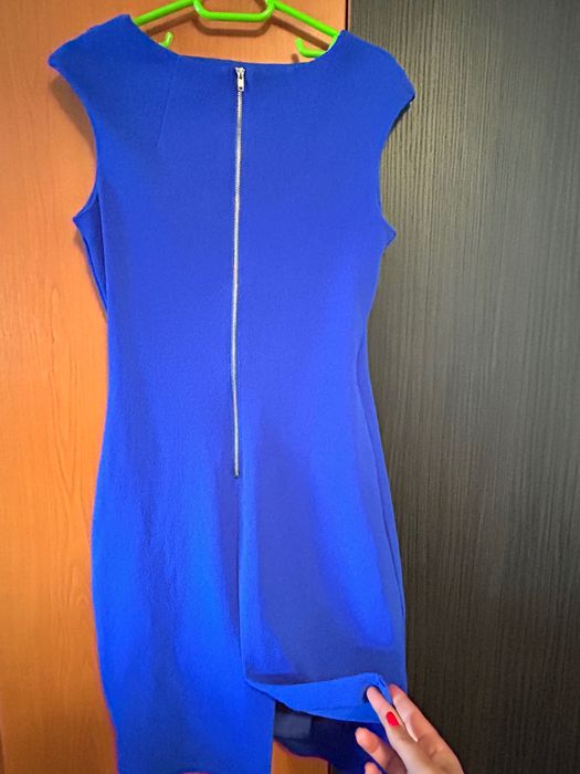 Rochie scurtă………….