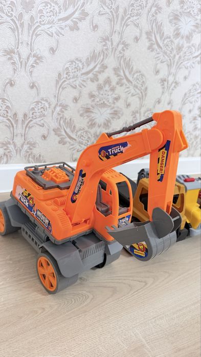 Продам игрушки….