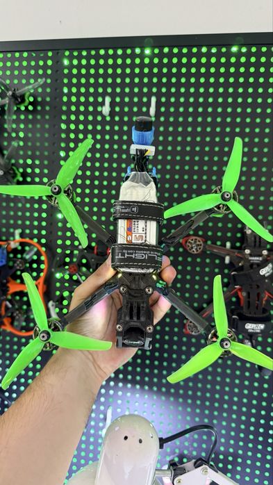 FPV дрон iflight evoque nazgul f5x v2