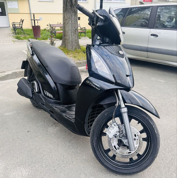Vand sau schimb Kymco People 300 GTI (yamaha , aprilia , honda )