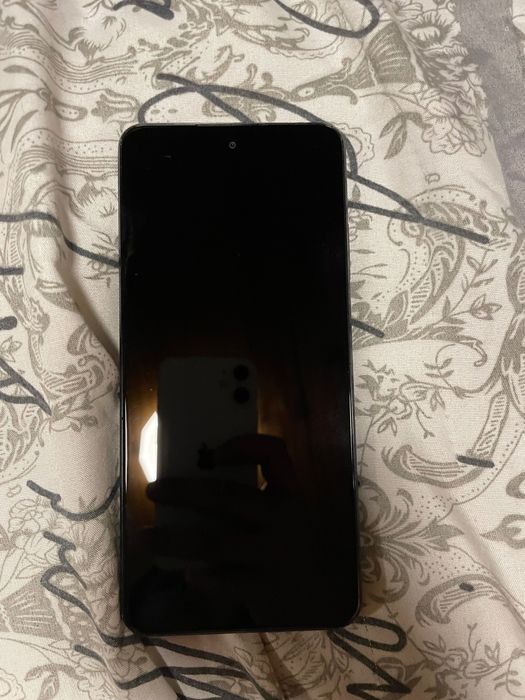 Realme14xpro във много добро състояние работи перфктно