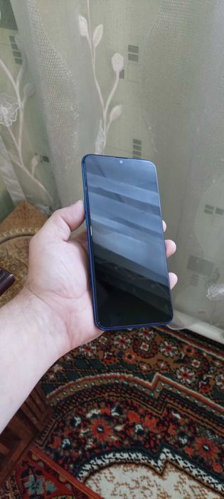 Samsung a10s yaxshi holatda