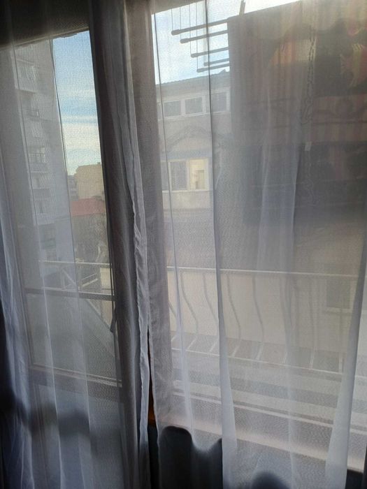 Запазени дълги бели пердета 2бр