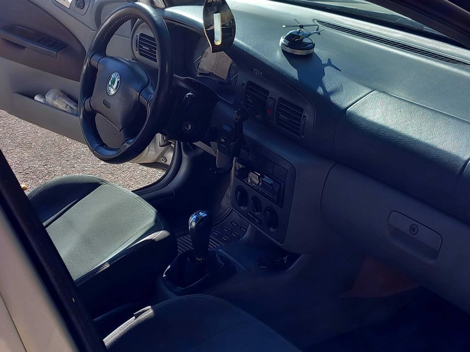 SKODA Octavia 1999 — imagine 2
