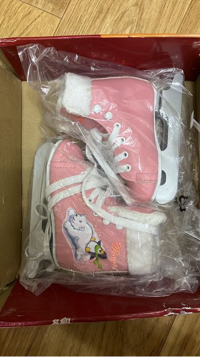 Продам НОВЫЕ коньки