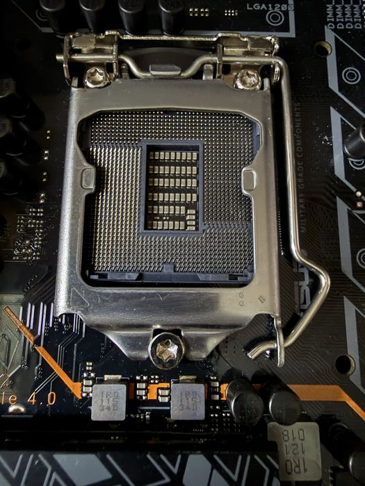 TUF GAMING B560M-E (lga1200)