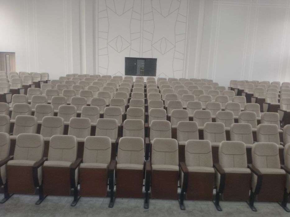 Кресла для кинотеатров и актовых залов собственное производство