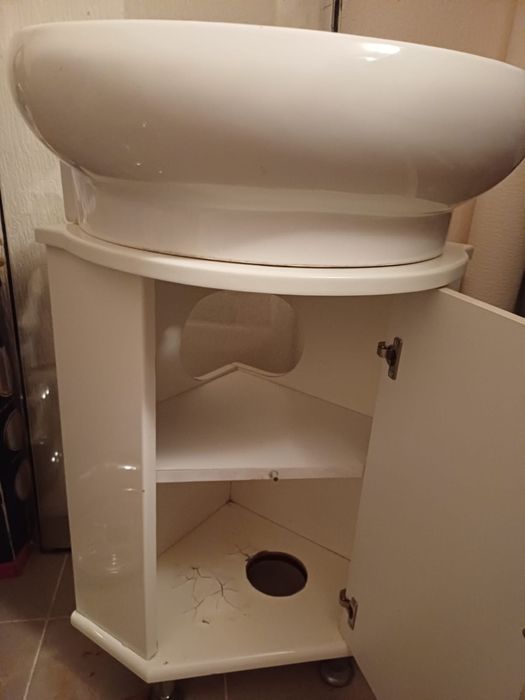 Угловой шкафчик раковина