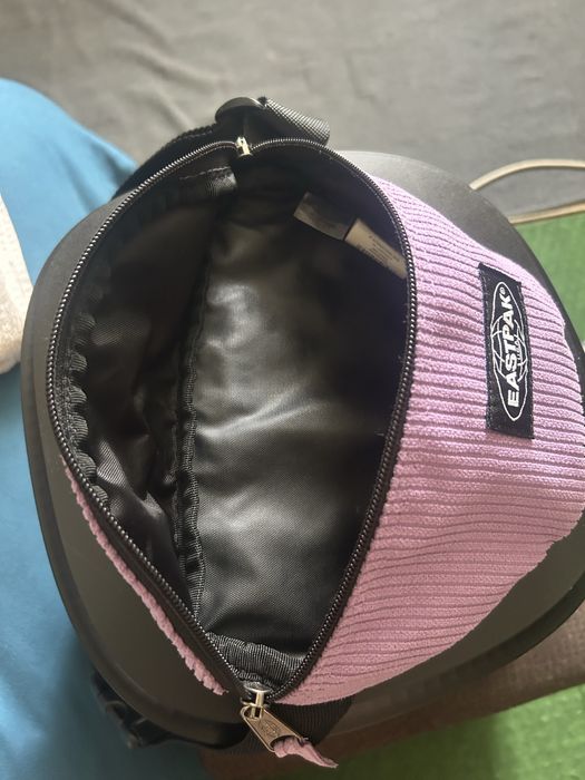 Borseta Eastpak & Snipes mov