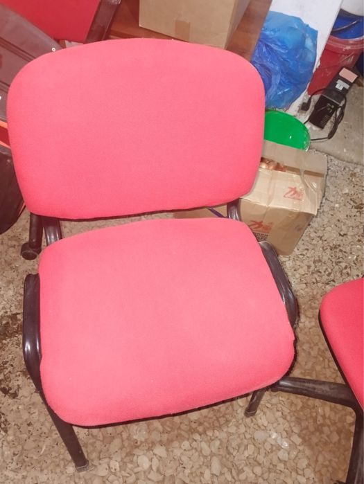 Кресло и стулья хорошый сост