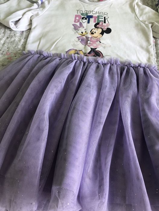 Платье с длинными рукавами