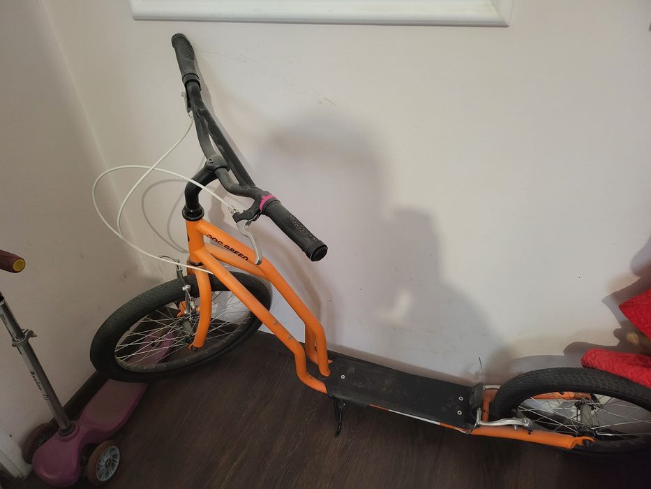 Vând Bicilo trotineta folosita de câteva ori