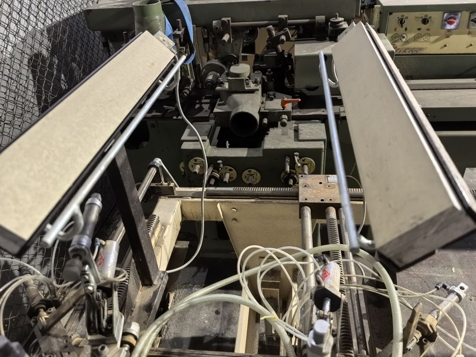 Преса за сглобка на чекмеджета + нагряване и размери 2550 х 750