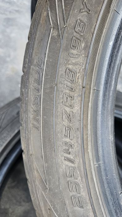 Гуми 235 45 18 фалкен