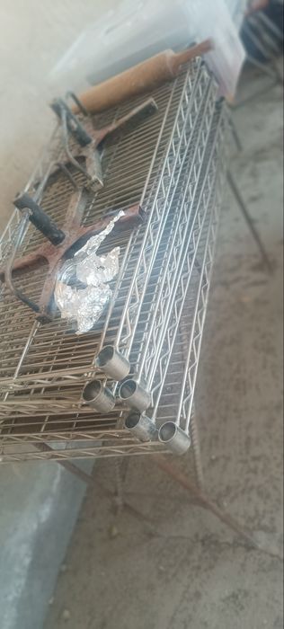 Setka 3 etajlik polka