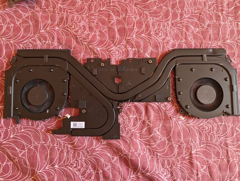 Lenovo Legion 5 15IMH6 pentru piese [DEFECT: Placa video arsa]