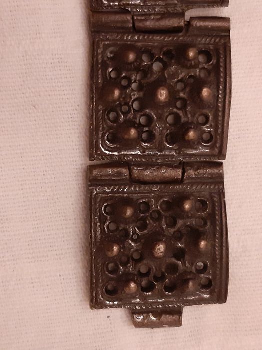 Стара, автентична възрожденска гривна