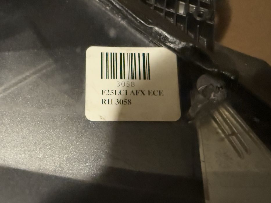 bmw x3 f25/x4 f26 LCI десен фар bixenon със завиване европейски