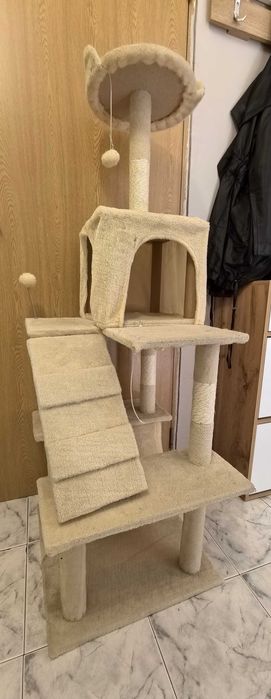 Продавам котешка катерушка