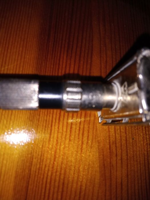 Ръчна самобръсначка Wizamet W11