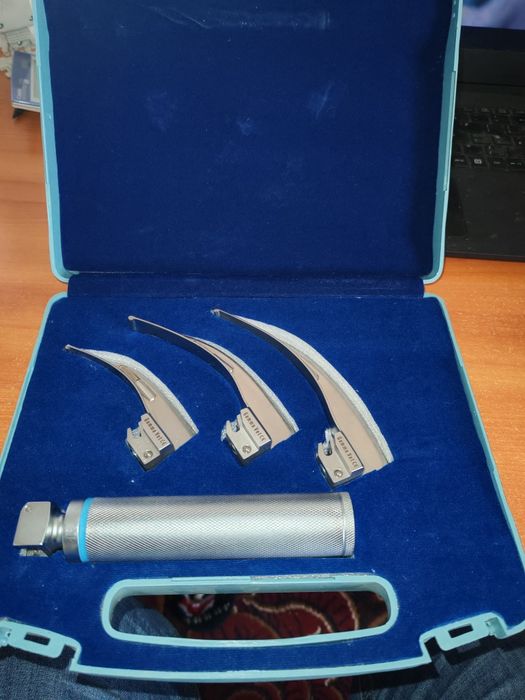 Laringoscop veterinar