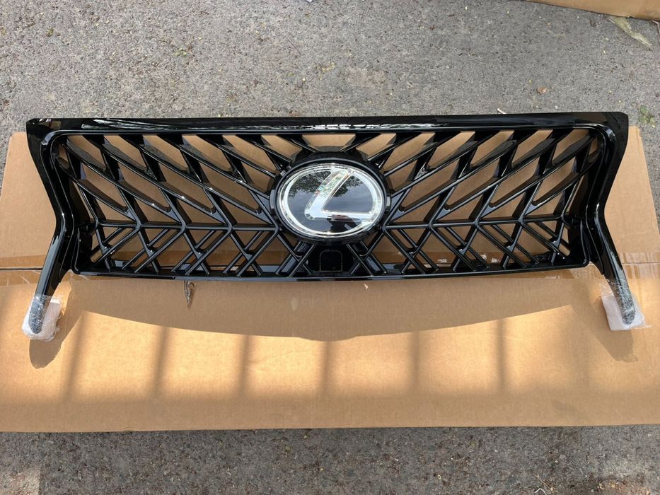 Решетка радиатора TRD Lexus LX 570