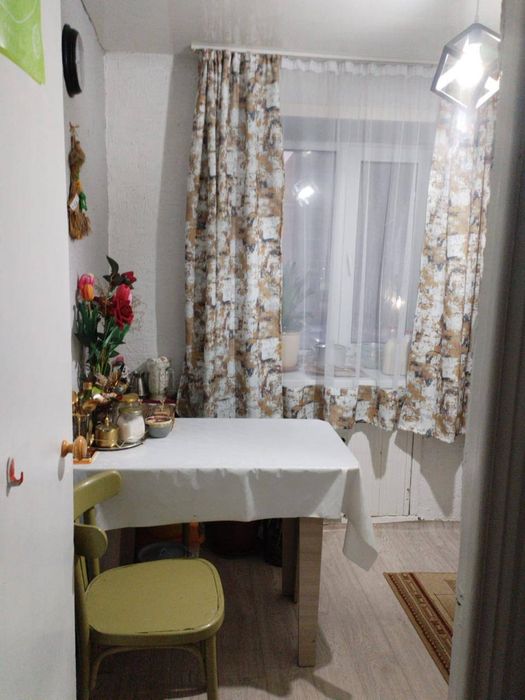 Продам 2 комнатную квартиру