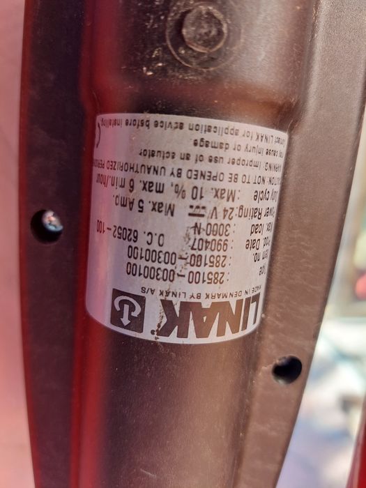 Dispozitiv electric de ridicare-deplasare scaune pers greu deplasabile