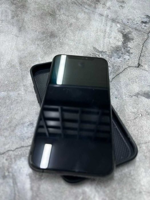 Apple iPhone 11 про  (Актау 12-20 лот 4690)