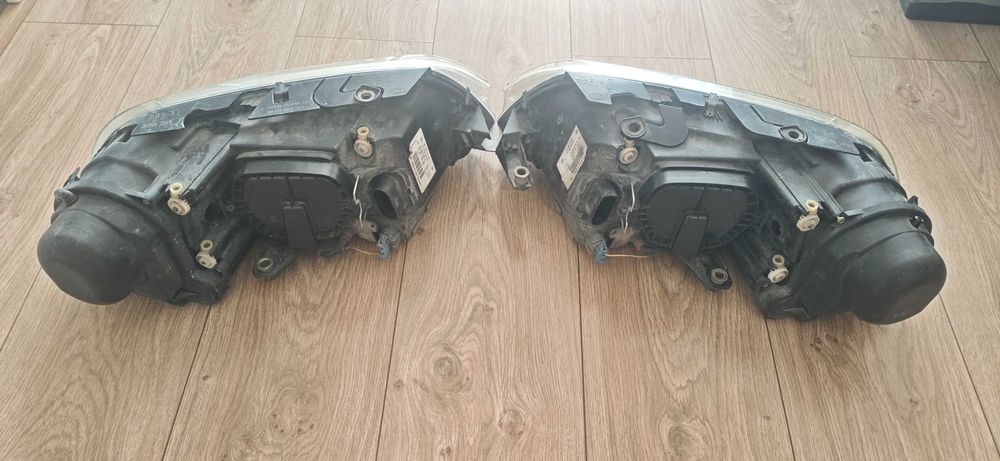 Фарове за passat 5.5 Xenon d2s Hella