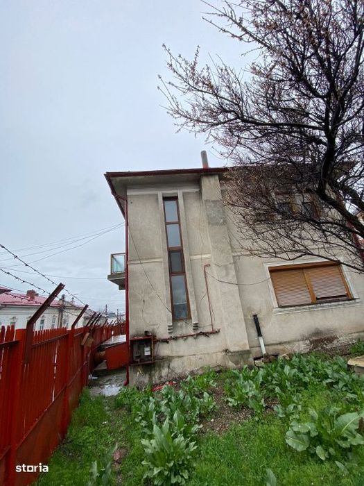 Spatiu comercial, 150 mp, zona Centru