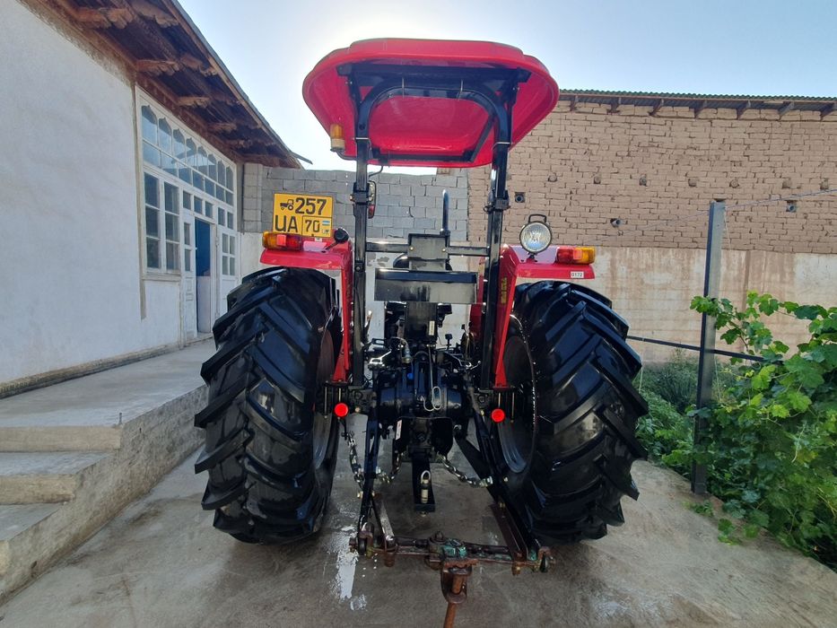 Traktor FSM 290.
