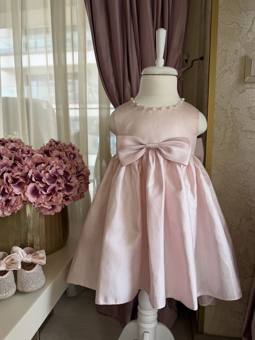 Rochie eleganta cu trena pentru fetite 2/3 ani, am si pentru 12-18 luni, si pentru 9-12 luni