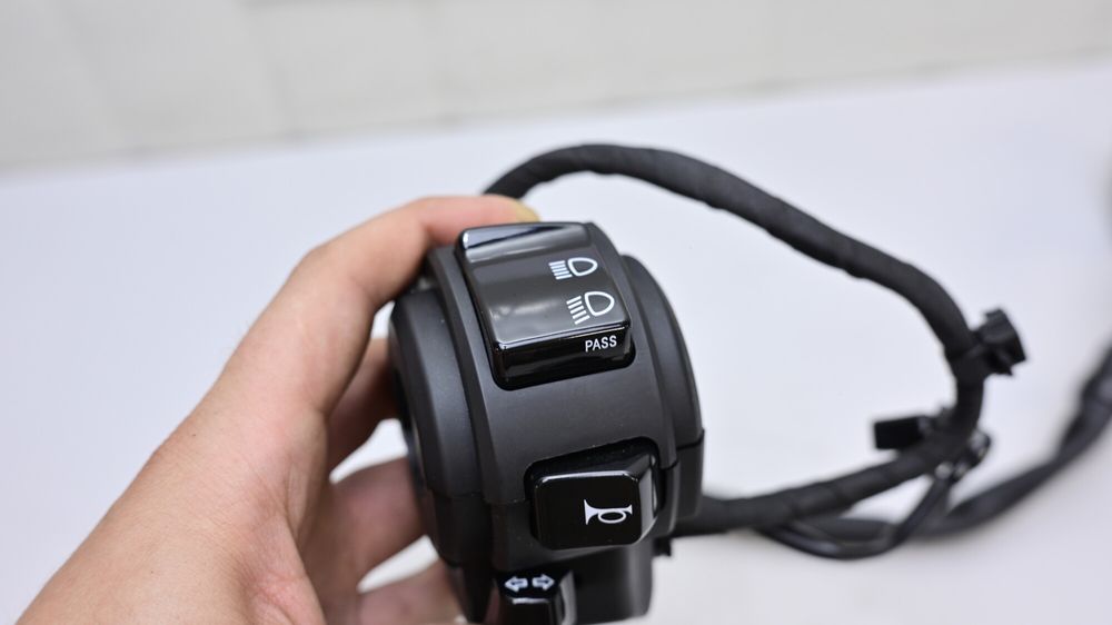 Bloc Comenzi Switch Lumini Stanga OEM Honda CMX500 Rebel 2020 +