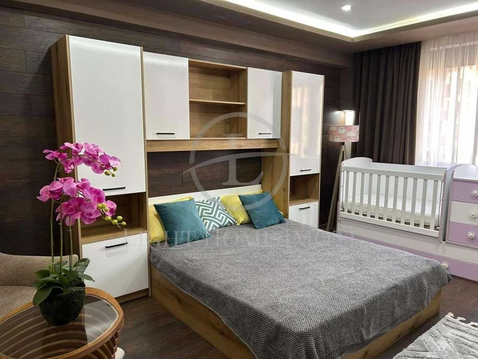 Продава се Тристаен апартамент в Пловдив, Кючук Париж - 118 кв.м за 1348 €/кв.м - Снимка #5