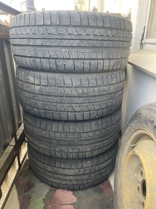 235/45 R18  все сезонный