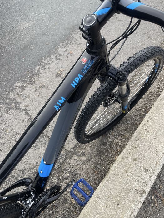 Vand: Bicicleta MTB Cube Aim Pro