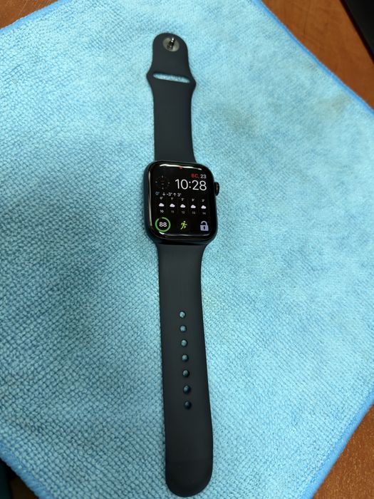Apple watch 8 45mm midnight