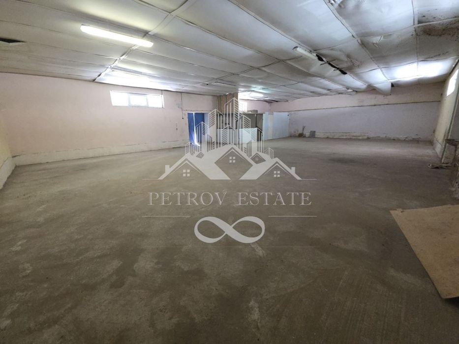 Склад в Пазарджик, област-гр.Велинград площ 1650 цена 1599000