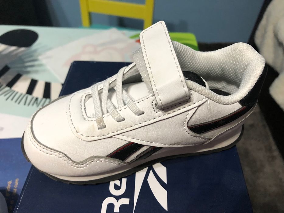 Adidași băieți 2-3 ani