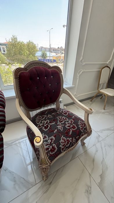 Диван и 2 кресла в комплекте