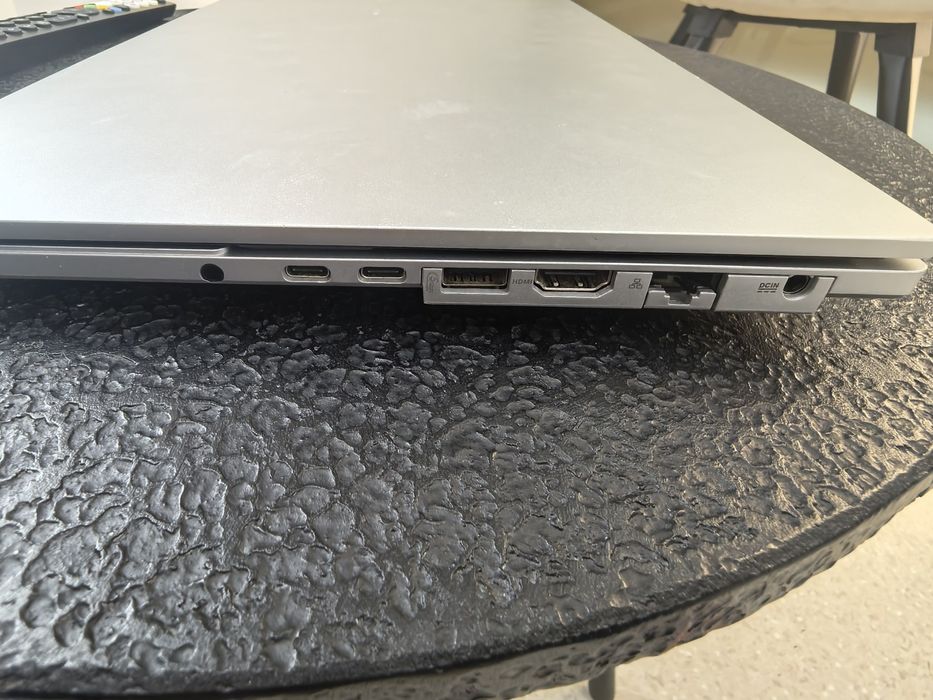 ASUS Vivobook Pro 15 RTX 4060 Intel Ultra 9 185H 24GB DDR5 3K OLED 120